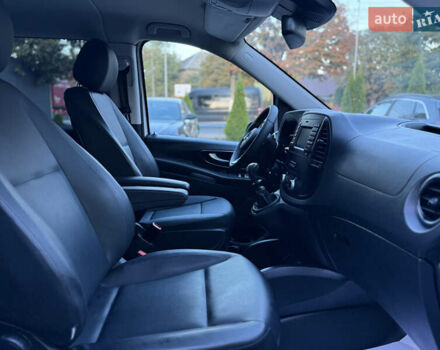 Белый Мерседес Вито, объемом двигателя 2.14 л и пробегом 265 тыс. км за 23800 $, фото 22 на Automoto.ua