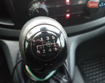 Белый Мерседес Вито, объемом двигателя 2.14 л и пробегом 242 тыс. км за 17900 $, фото 17 на Automoto.ua