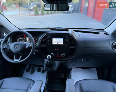 Белый Мерседес Вито, объемом двигателя 2.14 л и пробегом 265 тыс. км за 23800 $, фото 21 на Automoto.ua