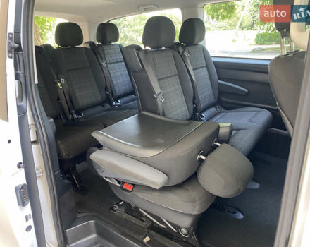 Мерседес Вито 2016 в Умани на Automoto.ua Белый Мерседес Вито, объемом двигателя 2.14 л и пробегом 272 тыс. км за 20900 $, фото 28 на Automoto.ua