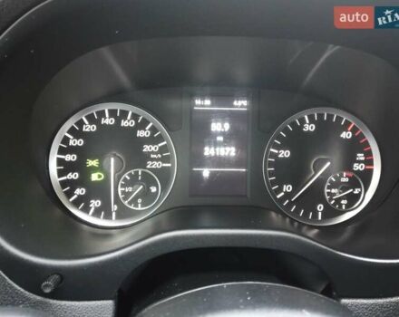 Белый Мерседес Вито, объемом двигателя 2.14 л и пробегом 242 тыс. км за 17900 $, фото 16 на Automoto.ua