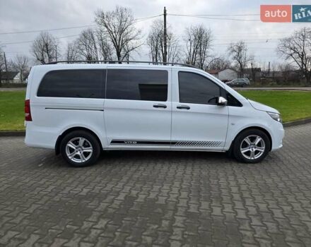 Белый Мерседес Вито, объемом двигателя 2.2 л и пробегом 242 тыс. км за 16777 $, фото 8 на Automoto.ua