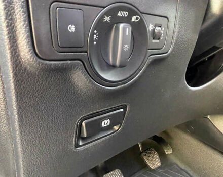 Белый Мерседес Вито, объемом двигателя 1.6 л и пробегом 350 тыс. км за 16800 $, фото 8 на Automoto.ua