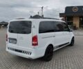 Белый Мерседес Вито, объемом двигателя 2.2 л и пробегом 285 тыс. км за 22000 $, фото 3 на Automoto.ua