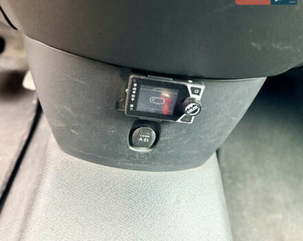 Білий Мерседес Віто, об'ємом двигуна 2.14 л та пробігом 274 тис. км за 19700 $, фото 25 на Automoto.ua