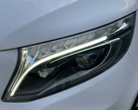 Белый Мерседес Вито, объемом двигателя 2.14 л и пробегом 161 тыс. км за 28500 $, фото 5 на Automoto.ua