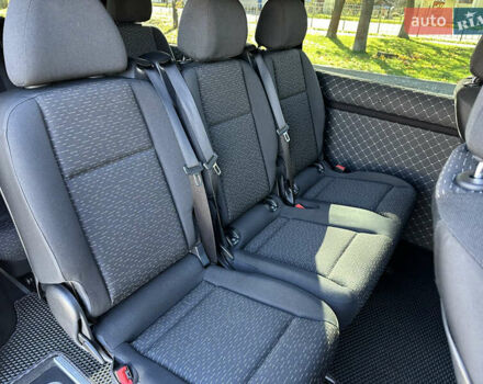 Мерседес Вито 2017 в Коломые на Automoto.ua Белый Мерседес Вито, объемом двигателя 2.14 л и пробегом 185 тыс. км за 29900 $, фото 35 на Automoto.ua