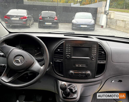 Белый Мерседес Вито, объемом двигателя 2.2 л и пробегом 160 тыс. км за 20500 $, фото 10 на Automoto.ua