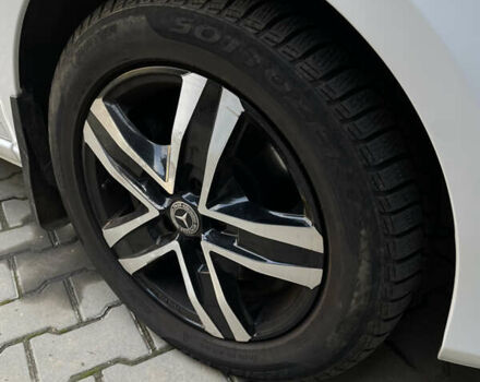 Белый Мерседес Вито, объемом двигателя 2.14 л и пробегом 161 тыс. км за 28500 $, фото 17 на Automoto.ua