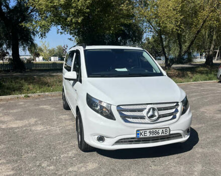 Мерседес Вито 2017 в Черкассах на Automoto.ua Белый Мерседес Вито, объемом двигателя 2.14 л и пробегом 250 тыс. км за 25500 $, фото 2 на Automoto.ua