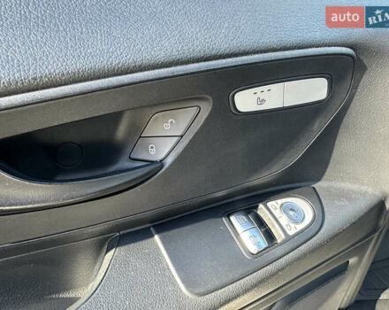 Мерседес Вито 2017 в Коломые на Automoto.ua Белый Мерседес Вито, объемом двигателя 2.14 л и пробегом 185 тыс. км за 29900 $, фото 18 на Automoto.ua