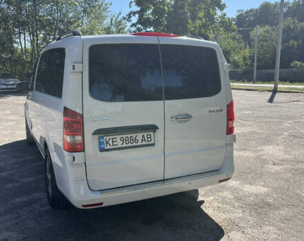 Белый Мерседес Вито, объемом двигателя 2.14 л и пробегом 250 тыс. км за 24900 $, фото 7 на Automoto.ua