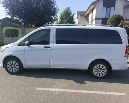 Белый Мерседес Вито, объемом двигателя 2 л и пробегом 175 тыс. км за 24200 $, фото 3 на Automoto.ua