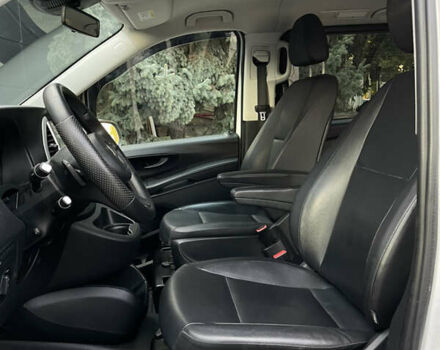 Белый Мерседес Вито, объемом двигателя 2.14 л и пробегом 161 тыс. км за 28500 $, фото 8 на Automoto.ua