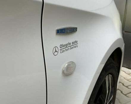 Белый Мерседес Вито, объемом двигателя 2.14 л и пробегом 161 тыс. км за 28500 $, фото 19 на Automoto.ua