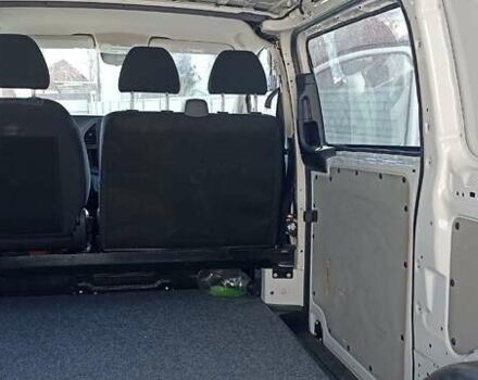 Белый Мерседес Вито, объемом двигателя 2.14 л и пробегом 190 тыс. км за 14500 $, фото 11 на Automoto.ua