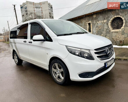 Білий Мерседес Віто, об'ємом двигуна 2.14 л та пробігом 274 тис. км за 19700 $, фото 3 на Automoto.ua