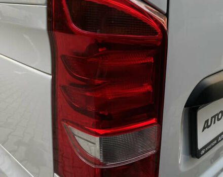 Белый Мерседес Вито, объемом двигателя 2.14 л и пробегом 161 тыс. км за 28500 $, фото 6 на Automoto.ua