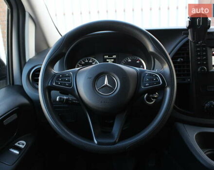 Білий Мерседес Віто, об'ємом двигуна 2.2 л та пробігом 161 тис. км за 25900 $, фото 37 на Automoto.ua