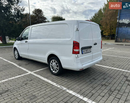 Білий Мерседес Віто, об'ємом двигуна 2.14 л та пробігом 280 тис. км за 19000 $, фото 35 на Automoto.ua