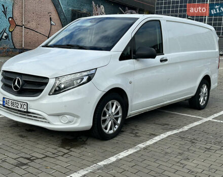 Білий Мерседес Віто, об'ємом двигуна 2.14 л та пробігом 280 тис. км за 19000 $, фото 11 на Automoto.ua