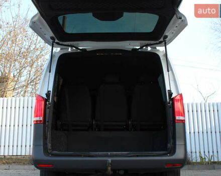 Білий Мерседес Віто, об'ємом двигуна 2.2 л та пробігом 161 тис. км за 25900 $, фото 44 на Automoto.ua