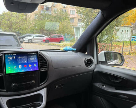 Белый Мерседес Вито, объемом двигателя 2.14 л и пробегом 290 тыс. км за 30000 $, фото 20 на Automoto.ua