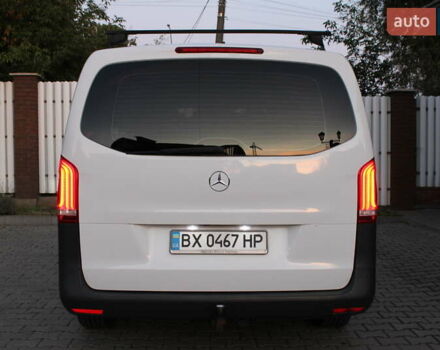 Белый Мерседес Вито, объемом двигателя 2.14 л и пробегом 159 тыс. км за 26900 $, фото 10 на Automoto.ua