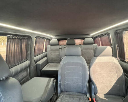 Белый Мерседес Вито, объемом двигателя 2.14 л и пробегом 225 тыс. км за 26000 $, фото 12 на Automoto.ua