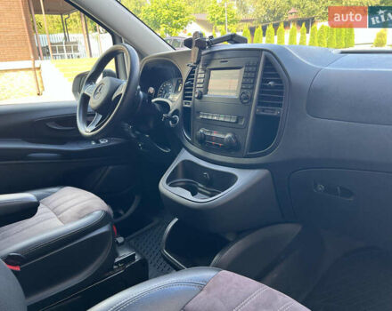 Белый Мерседес Вито, объемом двигателя 2.14 л и пробегом 159 тыс. км за 26900 $, фото 23 на Automoto.ua