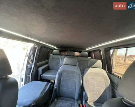 Белый Мерседес Вито, объемом двигателя 2.14 л и пробегом 225 тыс. км за 26000 $, фото 21 на Automoto.ua