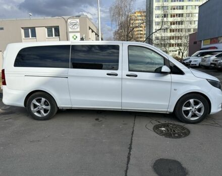 Белый Мерседес Вито, объемом двигателя 2.1 л и пробегом 295 тыс. км за 25000 $, фото 1 на Automoto.ua