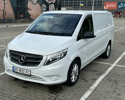 Білий Мерседес Віто, об'ємом двигуна 2.14 л та пробігом 280 тис. км за 19000 $, фото 9 на Automoto.ua
