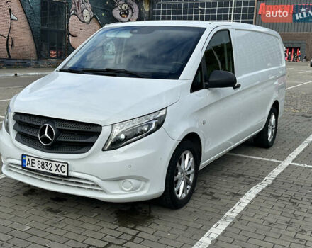 Білий Мерседес Віто, об'ємом двигуна 2.14 л та пробігом 280 тис. км за 19000 $, фото 8 на Automoto.ua
