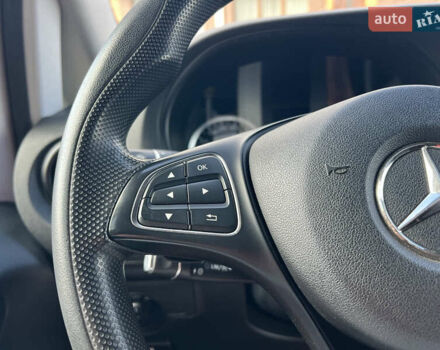 Белый Мерседес Вито, объемом двигателя 2.14 л и пробегом 159 тыс. км за 26900 $, фото 29 на Automoto.ua