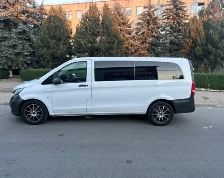 Белый Мерседес Вито, объемом двигателя 2.1 л и пробегом 400 тыс. км за 25200 $, фото 1 на Automoto.ua