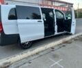 Белый Мерседес Вито, объемом двигателя 2.1 л и пробегом 400 тыс. км за 25200 $, фото 3 на Automoto.ua