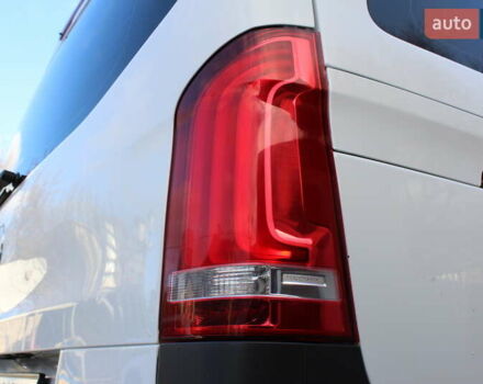Білий Мерседес Віто, об'ємом двигуна 2.2 л та пробігом 161 тис. км за 25900 $, фото 23 на Automoto.ua