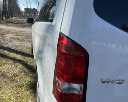 Белый Мерседес Вито, объемом двигателя 2.14 л и пробегом 225 тыс. км за 26000 $, фото 17 на Automoto.ua