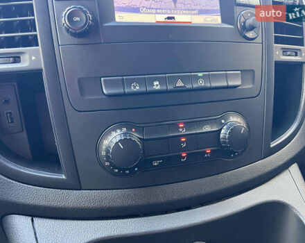 Белый Мерседес Вито, объемом двигателя 2.14 л и пробегом 159 тыс. км за 26900 $, фото 26 на Automoto.ua