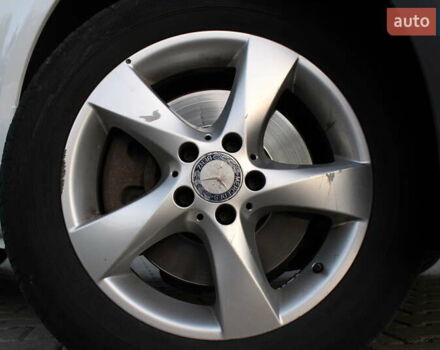 Белый Мерседес Вито, объемом двигателя 2.14 л и пробегом 159 тыс. км за 26900 $, фото 31 на Automoto.ua