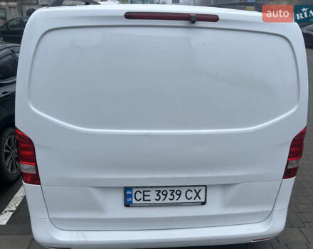 Білий Мерседес Віто, об'ємом двигуна 2.2 л та пробігом 305 тис. км за 20000 $, фото 3 на Automoto.ua