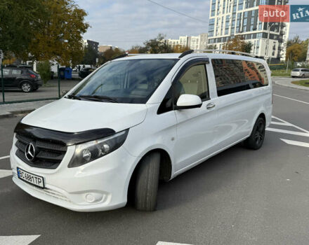 Білий Мерседес Віто, об'ємом двигуна 2.14 л та пробігом 295 тис. км за 17450 $, фото 1 на Automoto.ua
