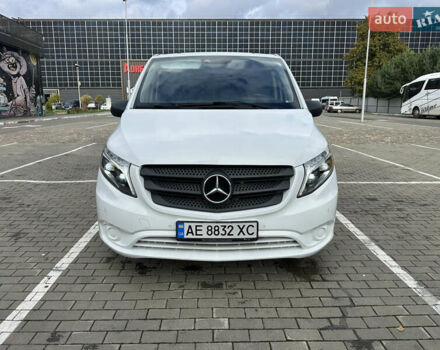 Білий Мерседес Віто, об'ємом двигуна 2.14 л та пробігом 280 тис. км за 19000 $, фото 29 на Automoto.ua