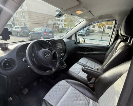 Білий Мерседес Віто, об'ємом двигуна 2.14 л та пробігом 295 тис. км за 17450 $, фото 12 на Automoto.ua