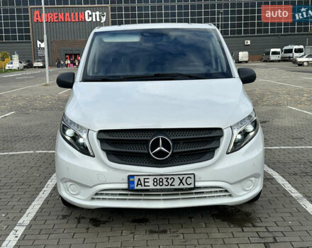 Білий Мерседес Віто, об'ємом двигуна 2.14 л та пробігом 280 тис. км за 19000 $, фото 6 на Automoto.ua