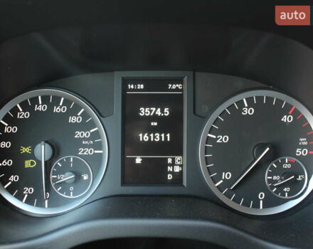 Білий Мерседес Віто, об'ємом двигуна 2.2 л та пробігом 161 тис. км за 25900 $, фото 45 на Automoto.ua