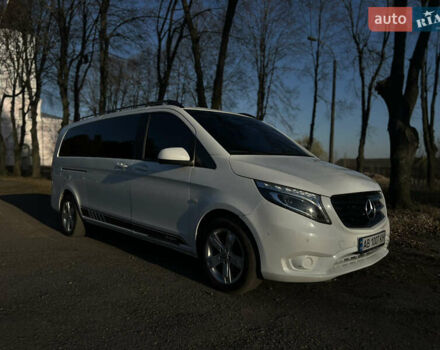 Белый Мерседес Вито, объемом двигателя 2.14 л и пробегом 225 тыс. км за 26000 $, фото 7 на Automoto.ua