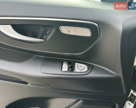 Білий Мерседес Віто, об'ємом двигуна 2.14 л та пробігом 280 тис. км за 19000 $, фото 23 на Automoto.ua