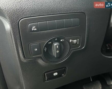 Белый Мерседес Вито, объемом двигателя 1.95 л и пробегом 247 тыс. км за 26550 $, фото 17 на Automoto.ua